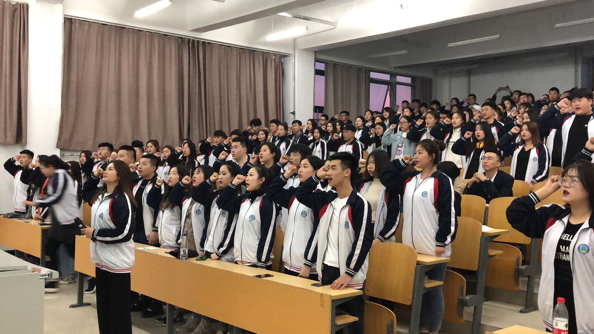 继往开来__逐梦前行_---医学院学生会例会顺利召开