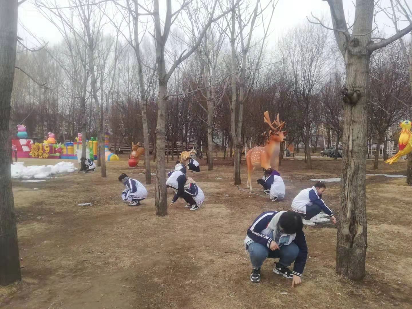 伊春职业学院3.5学习雷锋团活