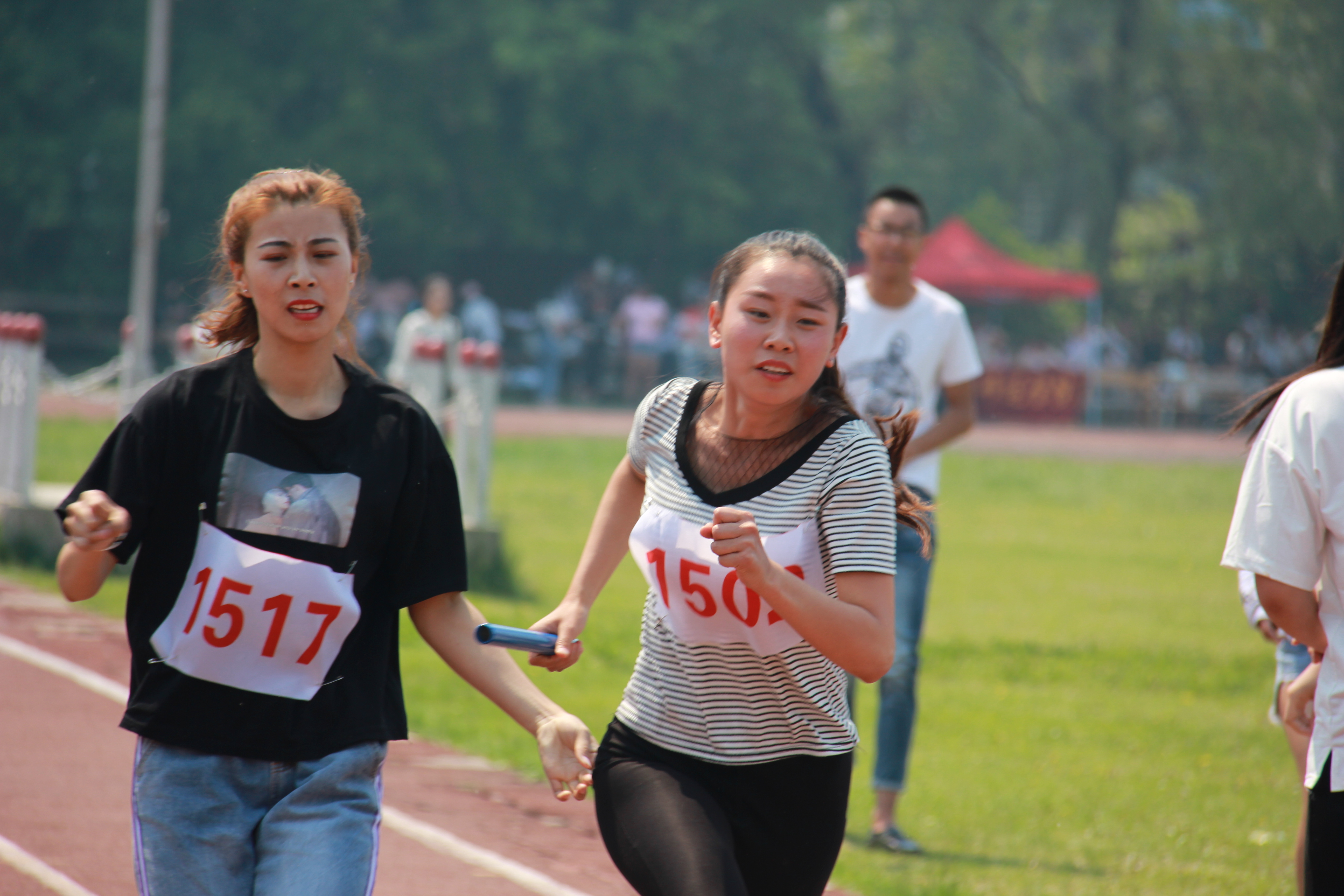 伊春职业学院成功举办第十二届运动会
