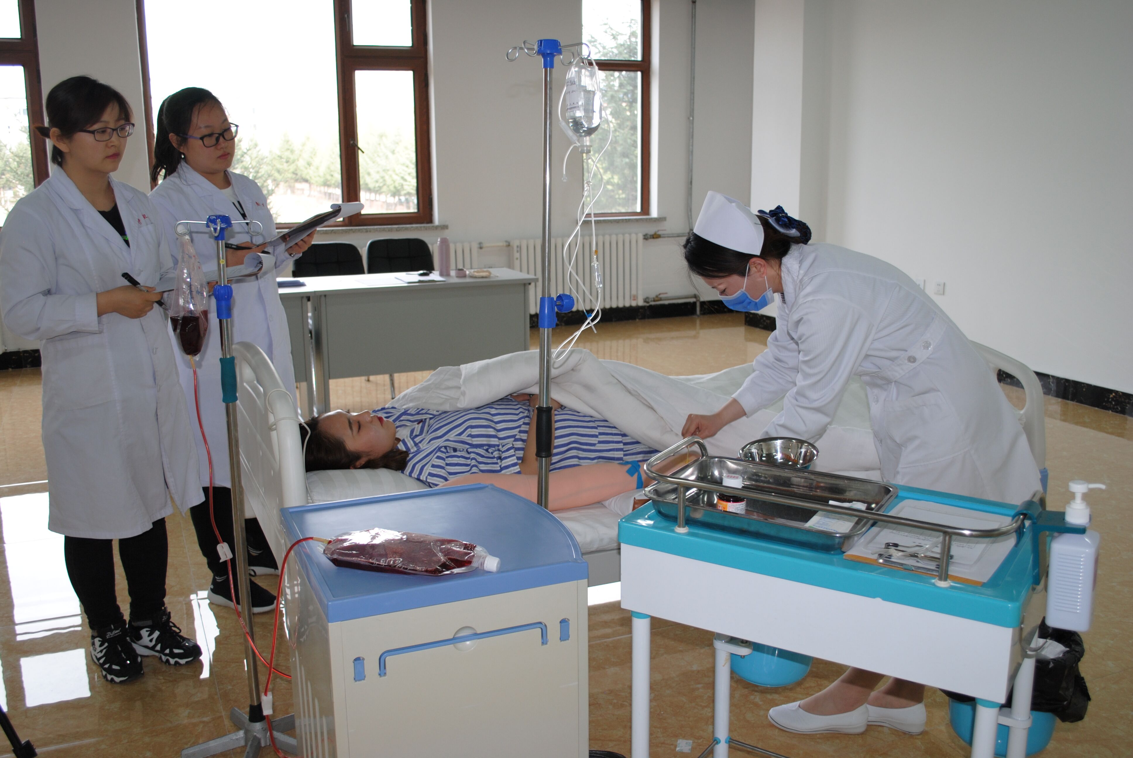 医学技术学院护理技能竞赛