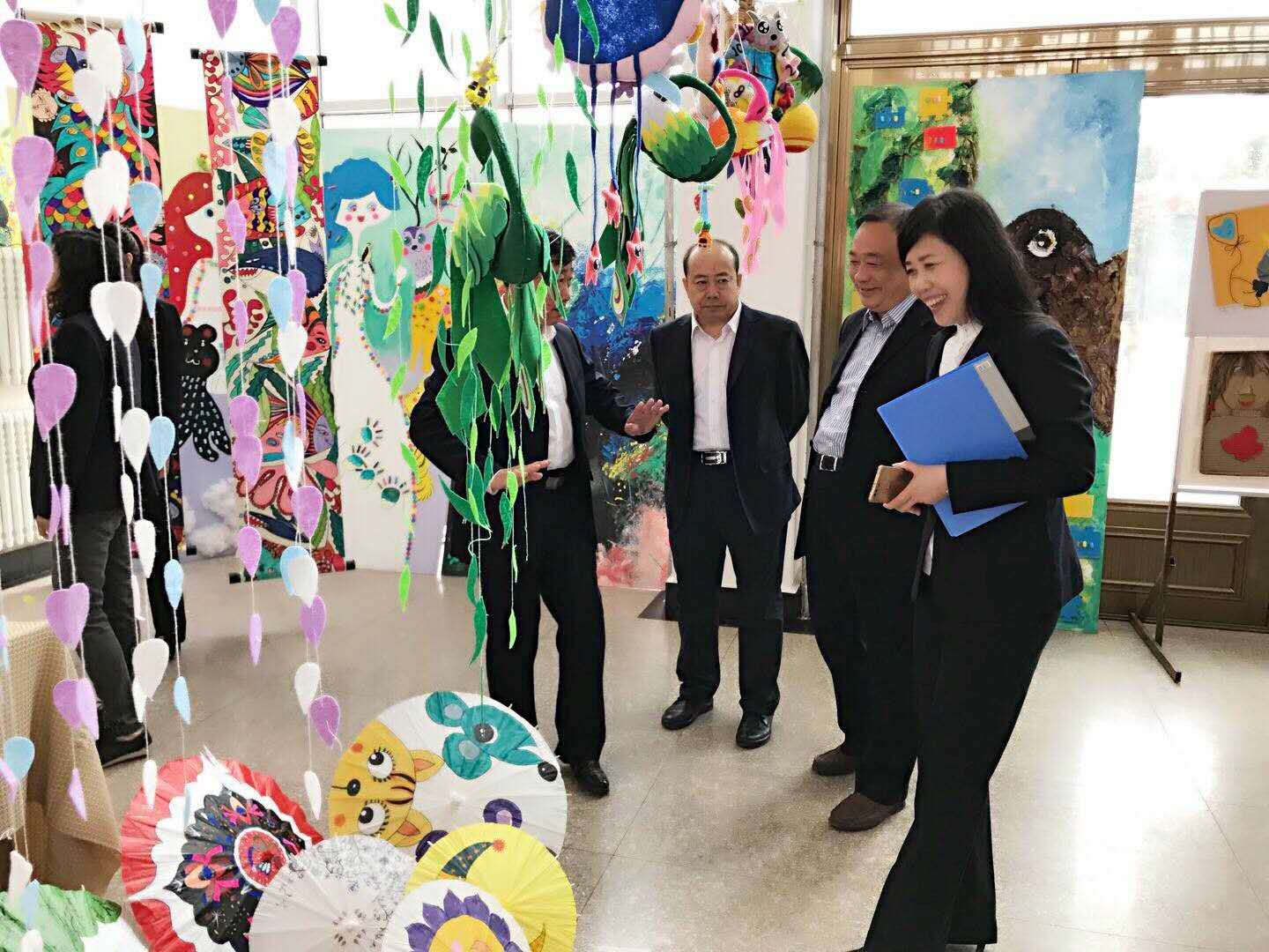 师范学院学前教育专业职业教育周活动之一幼儿园美术手工作品展圆满结束