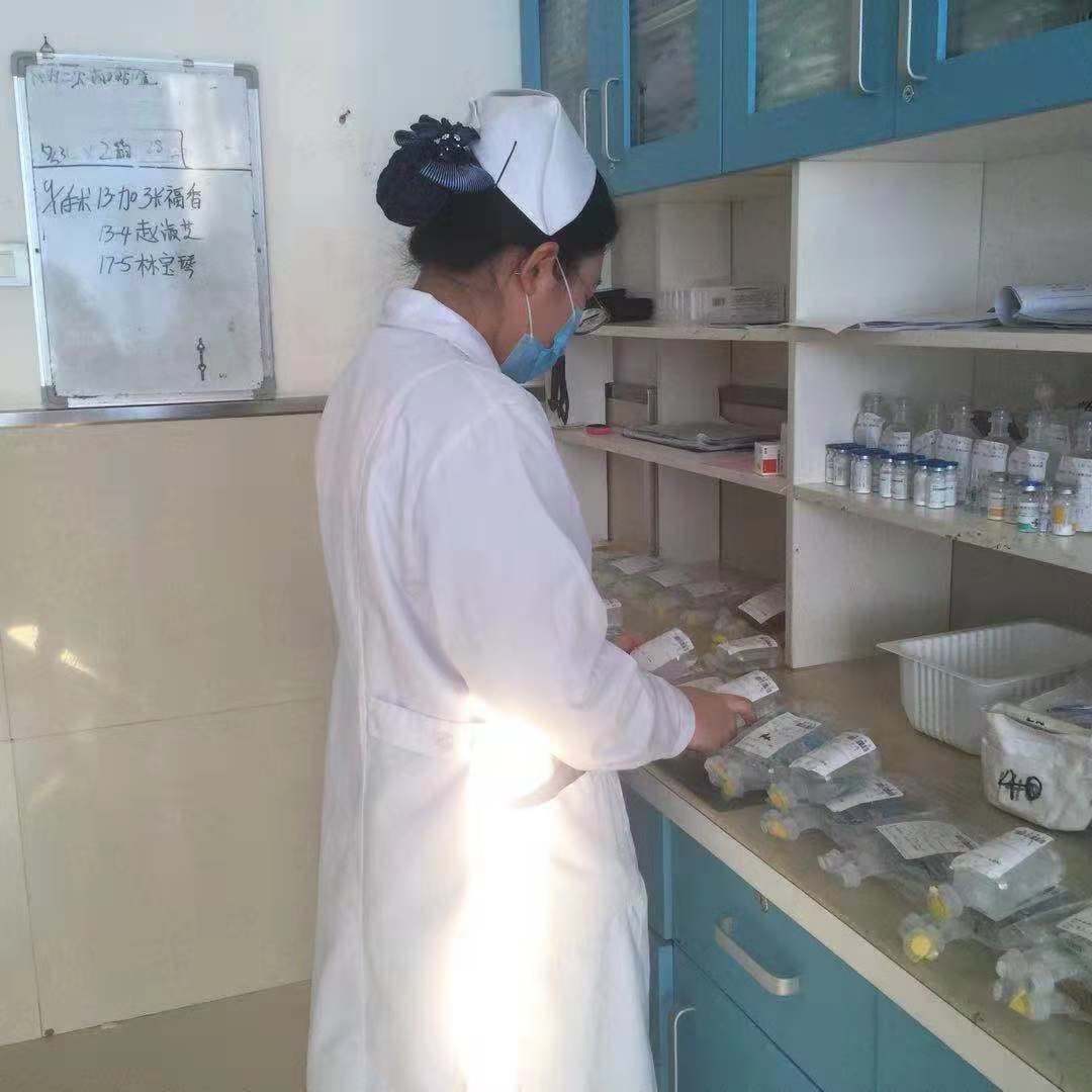 医学技术学院学生课间见习情况