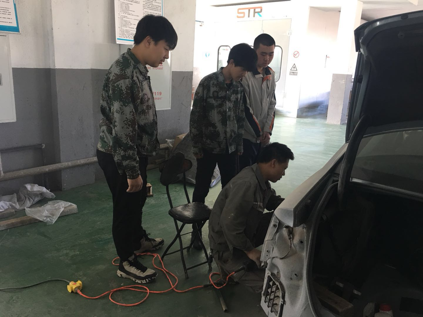 新学期_新征程---半工半读学徒制的继续深入