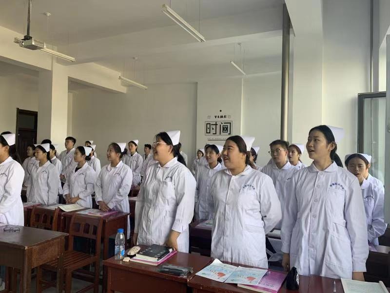 医学院课前一支红歌_歌唱伟大的祖国