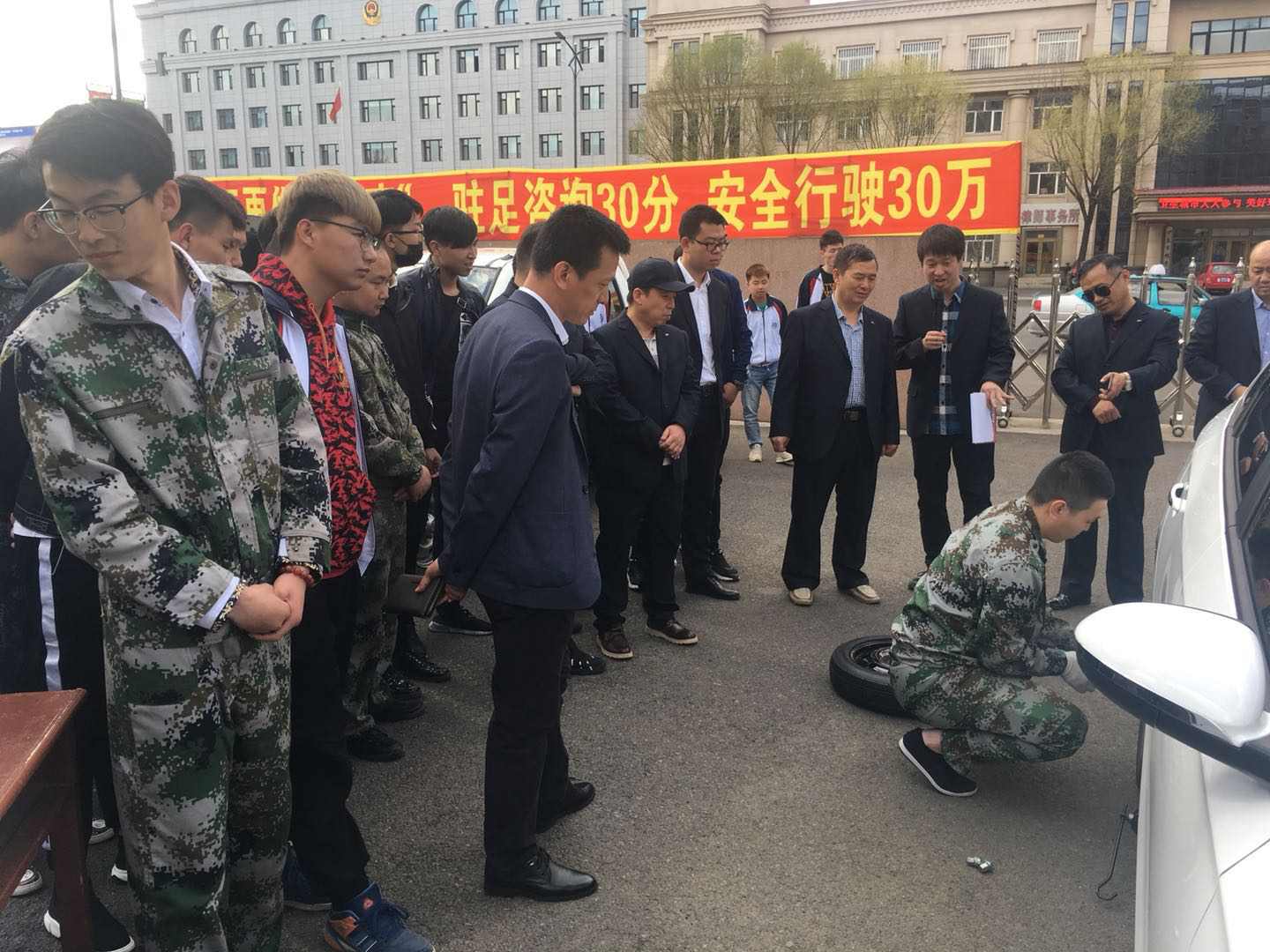 工程技术学院2018年职业教育周活动周报道